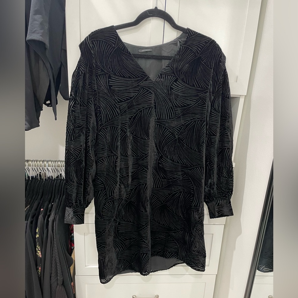 IKKS Women black velvet dress